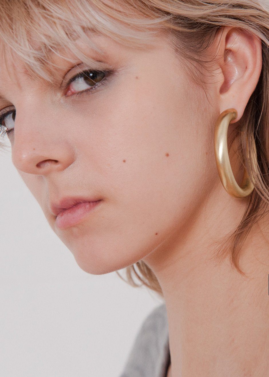 Laura Lombardi Curve Earrings - Gold